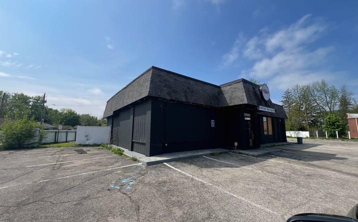 Pictures of Retail property located at 5299 E 38th St, Indianapolis, IN 46218 for sales - image #1