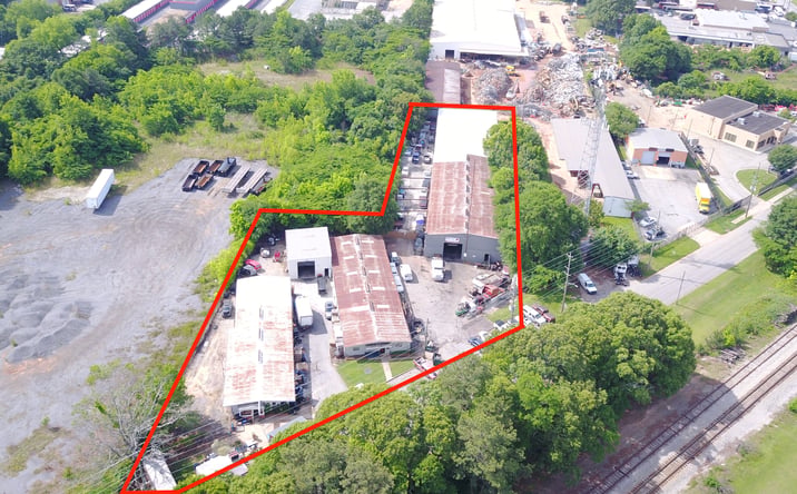 Pictures of Industrial property located at 2514 W Point Road, Atlanta, GA 30337 for sales - image #1