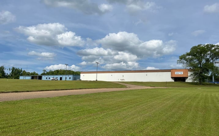 Pictures of Industrial property located at 148 Industrial Park Rd, Saltillo, MS 38866 for sales - image #1