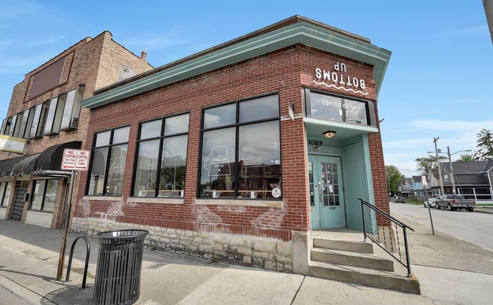 Pictures of Retail property located at 1069 W Broad Street, Columbus, OH 43222 for sales - image #1