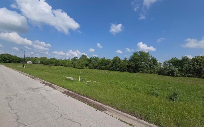 Pictures of Land property located at 825 East Colter Drive, Lot 10, Republic, MO 65738 for sales - image #1