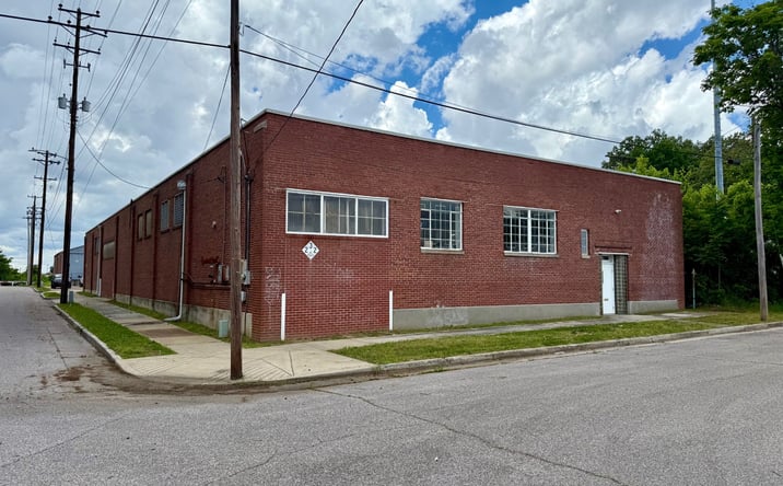 Pictures of Industrial property located at 825 Rozelle St, Memphis, TN 38114 for sales - image #1