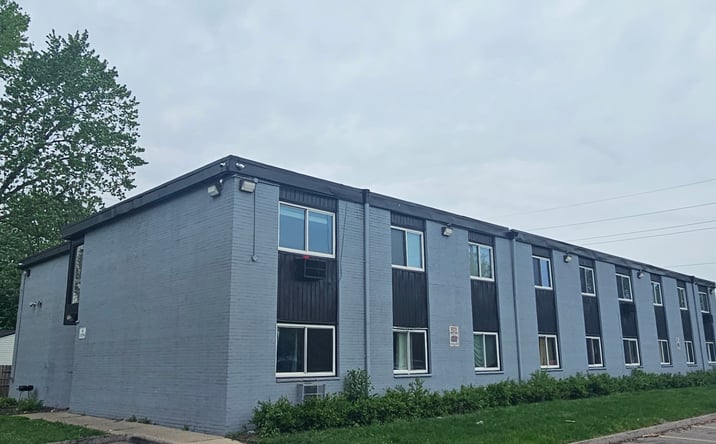 Pictures of Multifamily property located at 1480 Parkwood Ave, Ypsilanti, MI 48198 for sales - image #1