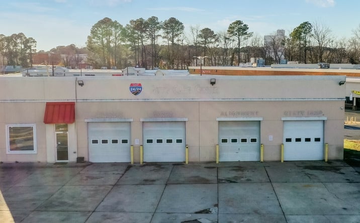 Pictures of Retail property located at 811 W Constance Rd, Suffolk, VA 23434 for sales - image #1