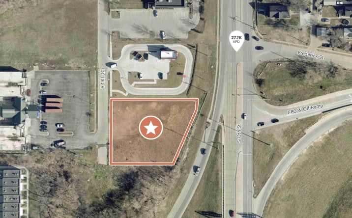 Pictures of Land property located at 2921 S 13th Ct, Omaha, NE 68108 for sales - image #1