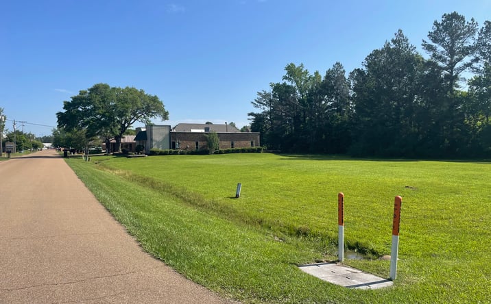 Pictures of Land property located at 626 Lakeland E Dr, Flowood, MS 39232 for sales - image #1