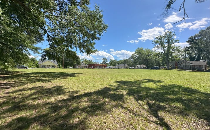 Pictures of Land, Multifamily property located at 301 Arlington Rd, Greer, SC 29651 for sales - image #1