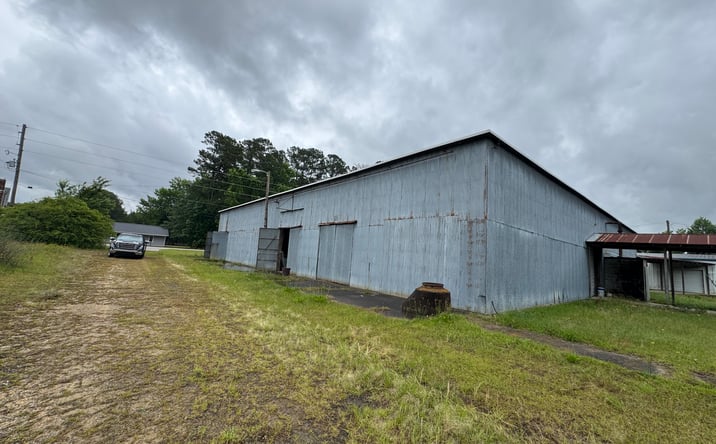 Pictures of Industrial property located at 319 W Main St, Olanta, SC 29114 for sales - image #1