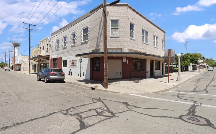 Pictures of Mixed Use, Office, Retail property located at 2 N Main St, Lodi, CA 95240 for sales - image #1