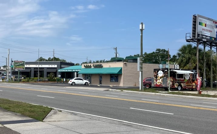 Pictures of Land, Retail property located at 3519 Henderson Blvd, Tampa, FL 33609 for sales - image #1