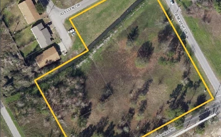 Pictures of Land property located at 4700 Old Pass Rd, Gulfport, MS 39501 for sales - image #1