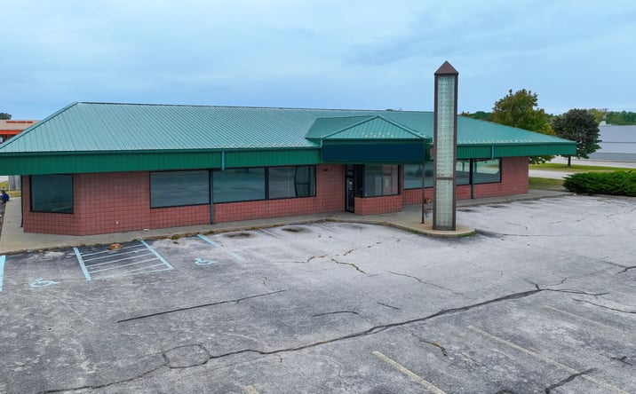 Pictures of Retail property located at 2669 Henry St, Muskegon, MI 49441 for sales - image #1