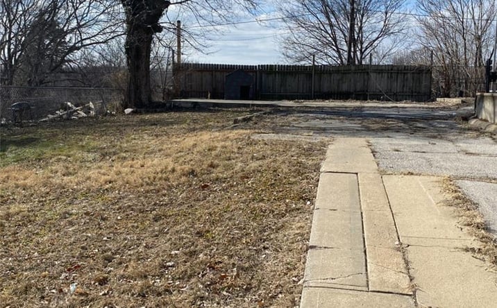 Pictures of Land, Multifamily property located at 3417 Chestnut Avenue, Kansas City, MO 64128 for sales - image #1