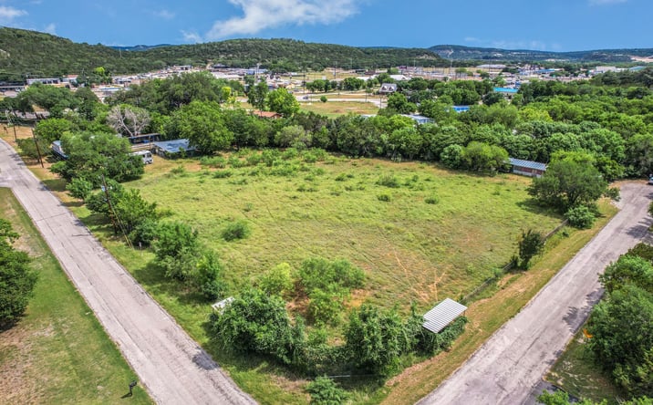 Pictures of Land, Mixed Use, Multifamily, Special Purpose property located at 201 Oak Dr, Canyon Lake, TX 78132 for sales - image #1