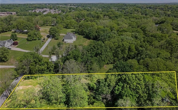 Pictures of Land, Multifamily property located at 5237 N Merrimac Avenue, Kansas City, MO 64151 for sales - image #1
