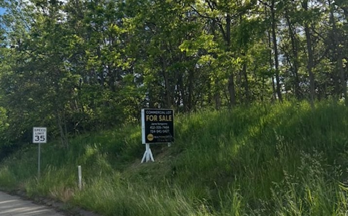 Pictures of Land property located at Morganza Road, Canonsburg, PA 15317 for sales - image #1