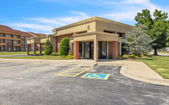 Pictures of Office, Retail property located at 809 Cornell Pkwy, Oklahoma City, OK 73108 for sales - image #1