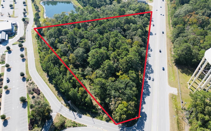 Pictures of Land, Mixed Use property located at 565 Robert Smalls Parkway, Beaufort, SC 29906 for sales - image #1