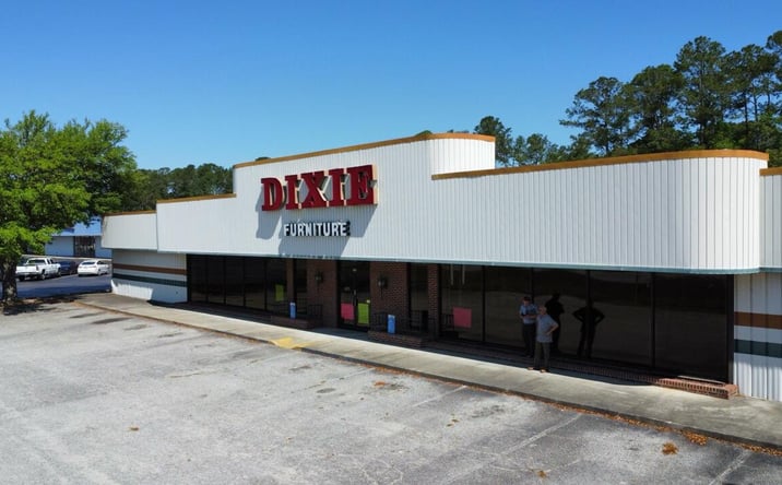 Pictures of Retail, Industrial property located at 303 Robertson Boulevard, Walterboro, SC 29488 for sales - image #1
