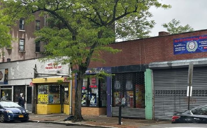 Pictures of Retail property located at 149 S 4th Ave, Mount Vernon, NY 10550 for sales - image #1