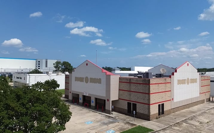 Pictures of Retail property located at 8686 Florline Blvd, Baton Rouge, LA 70815 for sales - image #1