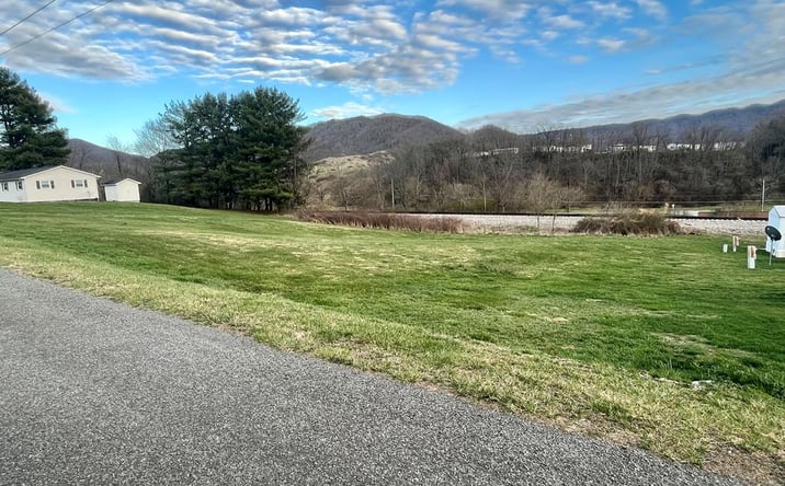 Pictures of Land, Multifamily property located at TBD Cody Street, North Tazewell, VA 24630 for sales - image #1
