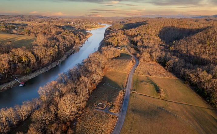 Pictures of Land, Multifamily property located at 23001 Moonshine Drive, Abingdon, VA 24210 for sales - image #1