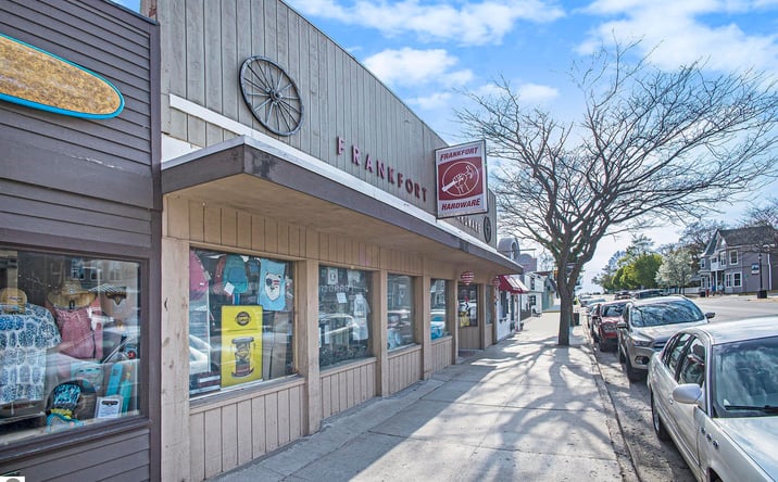 Pictures of Retail property located at 310 Main Street, Frankfort, MI 49635 for sales - image #1