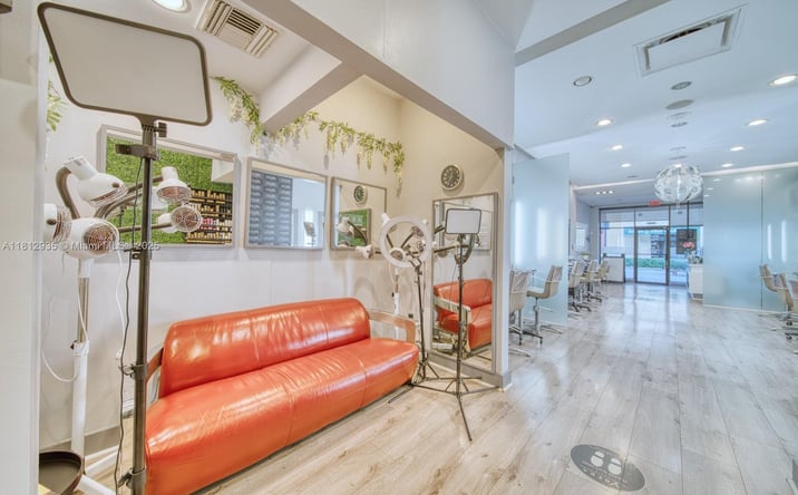 Pictures of Business for Sale, Retail, Office property located at Full Service Beauty Salon On Sunset Dr & 57th Ave, Coral Gables, FL 33143 for sales - image #1