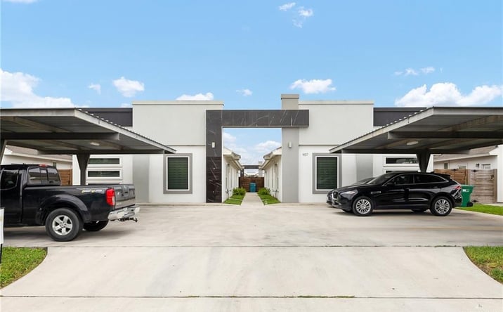 Pictures of Multifamily property located at 907 W Carmel Avenue, Pharr, TX 78577 for sales - image #1