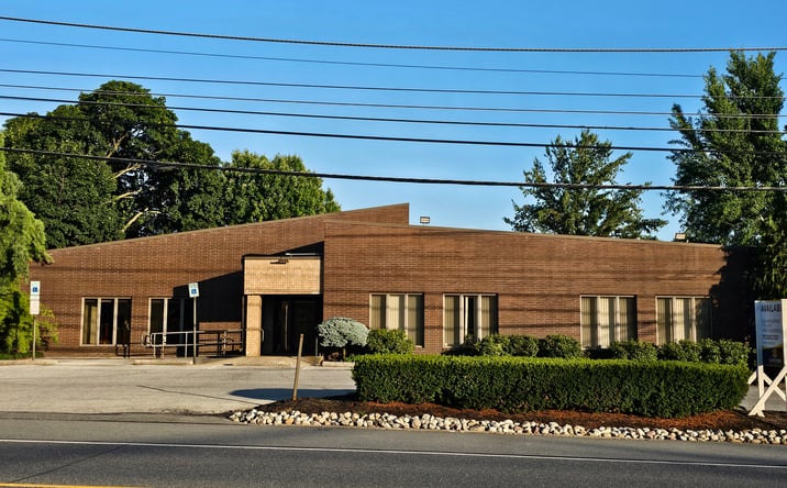 Pictures of Office property located at 1108 E Chocolate Ave, Hershey, PA 17033 for sales - image #1