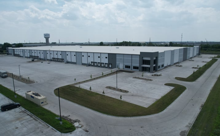 Pictures of Industrial property located at 2301 25th St NW, Altoona, IA 50009 for sales - image #1