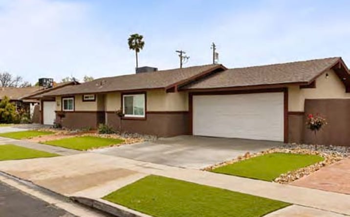 Pictures of Multifamily property located at 5180 E Hedges Ave, Fresno, CA 93727 for sales - image #1