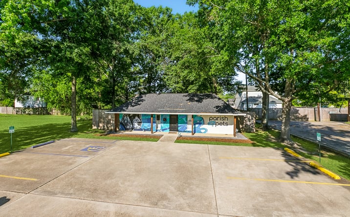 Pictures of Mixed Use, Office, Retail property located at 548 South Foster Drive, Baton Rouge, LA 70806 for sales - image #1