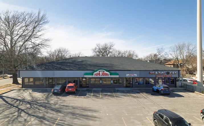 Pictures of Retail property located at 707-715 S Minnesota Ave, Sioux Falls, SD 57104 for sales - image #1