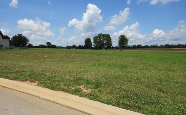 Pictures of Land property located at 0 Lot 26 Hunters Estates, Hopkinsville, KY 42240 for sales - image #1