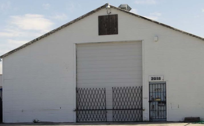 Pictures of Industrial property located at 2916 E Tamarind Avenue, West Palm Beach, FL 33407 for sales - image #1