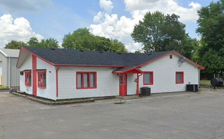 Pictures of Retail property located at 621 S Indiana Ave, Sellersburg, IN 47172 for sales - image #1