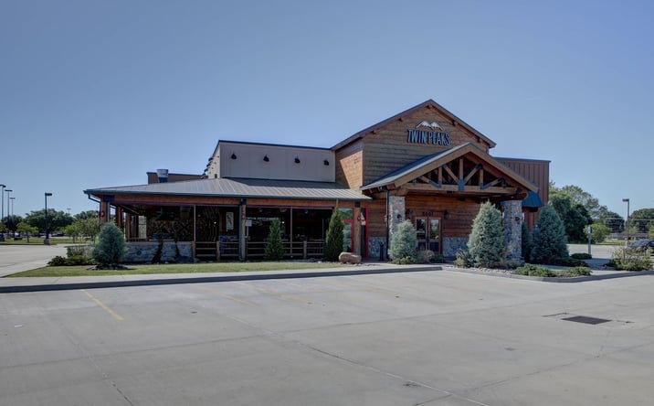 Pictures of Retail property located at 5801 Johnston St, Lafayette, LA 70503 for sales - image #1