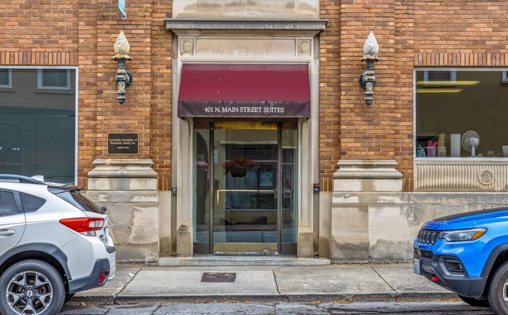Pictures of Office property located at 401 N Main Street, Hendersonville, NC 28792 for sales - image #1