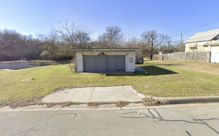 Pictures of Retail, Industrial, Mixed Use, Special Purpose property located at 2740 K Avenue, Fort Worth, TX 76105 for sales - image #1