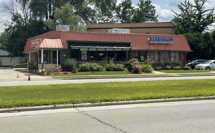 Pictures of Retail, Business for Sale property located at 4845-4847 W Forest Home Ave, Greenfield, WI 53219 for sales - image #1