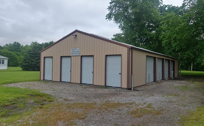 Pictures of Retail property located at 3536 US ROUTE 51 Highway, Duquoin, IL 62832 for sales - image #1