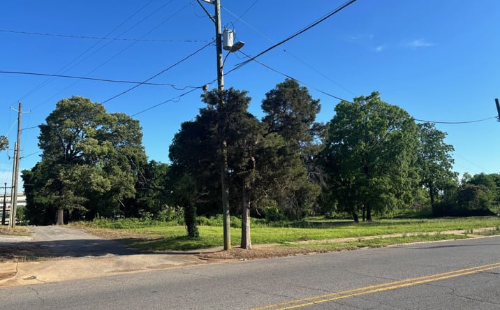 Pictures of Multifamily, Industrial, Land property located at 2813 12th Ave N, Birmingham, AL 35234 for sales - image #1
