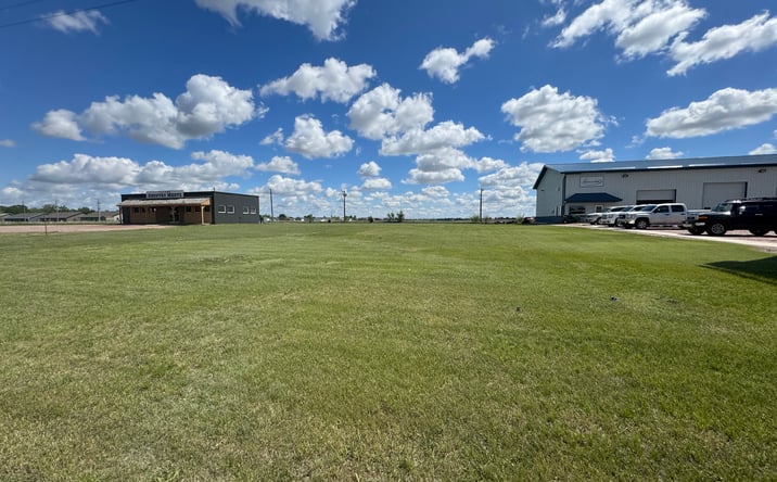 Pictures of Land property located at 21st St SW, Huron, SD 57350 for sales - image #1