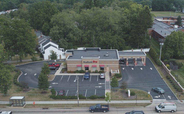 Pictures of Retail property located at 5637 Mayfield Rd, Lyndhurst, OH 44124 for sales - image #1