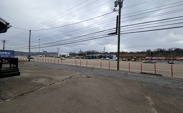 Pictures of Land property located at 1400 East Stone Dr, Kingsport, TN 37660 for sales - image #1