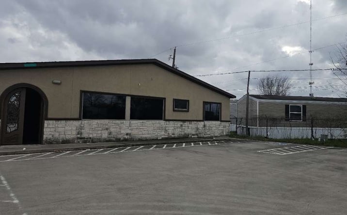 Pictures of Office, Industrial property located at 1806 Little York Rd, Houston, TX 77093 for sales - image #1