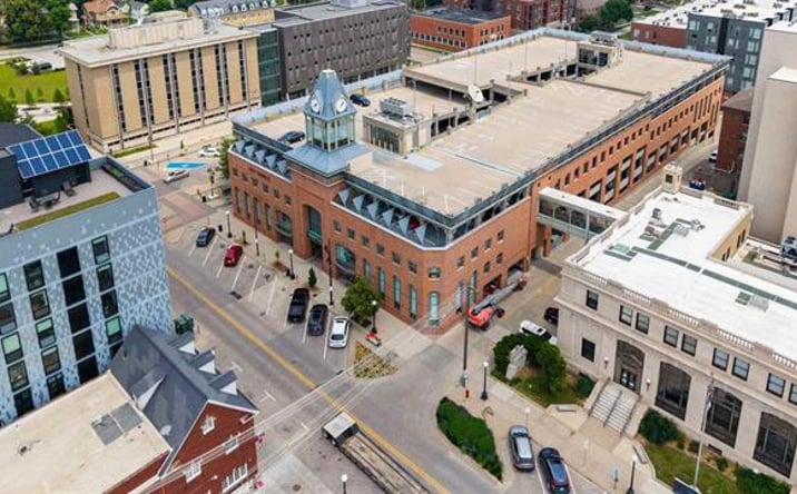 Pictures of Retail property located at 2 S Linn St, Iowa City, IA 52240 for sales - image #1