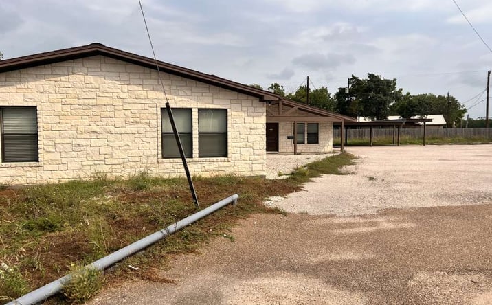 Pictures of Retail, Office property located at 208 E York St, Ganado, TX 77962 for sales - image #1